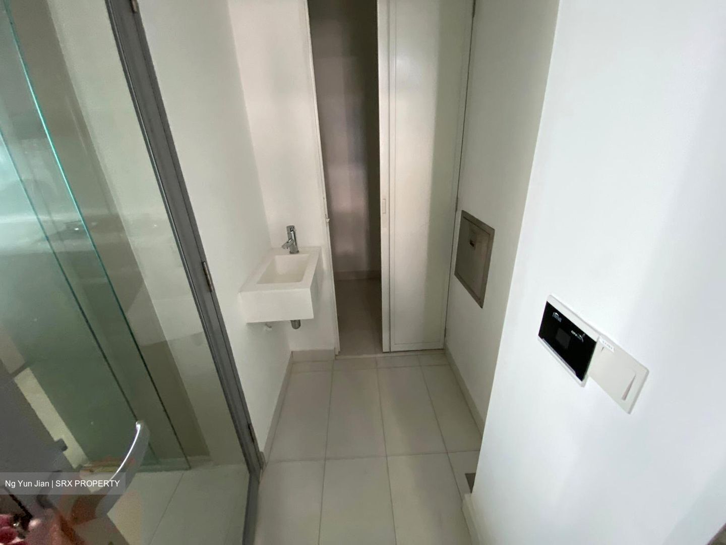 Centro Residences (D20), Condominium #521708911